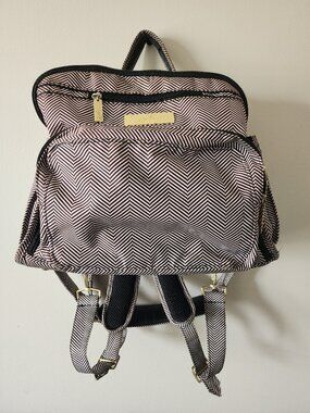 Ju-Ju-Be Be Right Back BRB Backpack Diaper Bag The Commodore Chevron